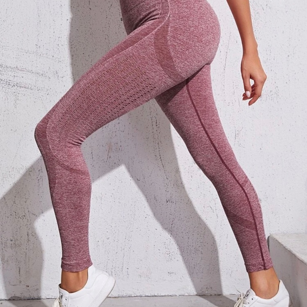 Seamless Contour leggings dupe!